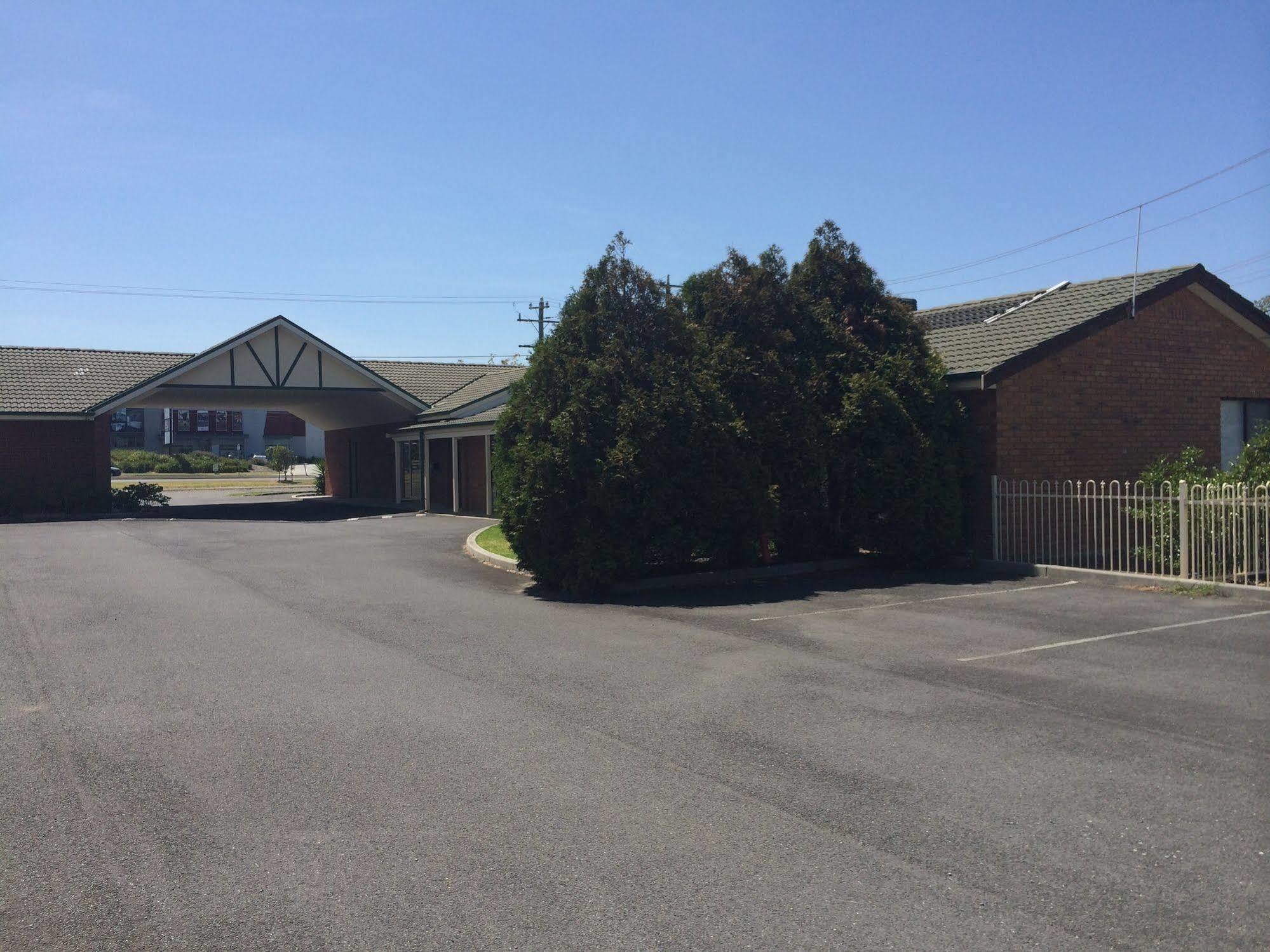 Sandown Heritage Motel Noble Park Exterior photo